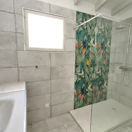 Vakantiehuis Ecological House With Solar Electricity Ajaccio (Corsica)