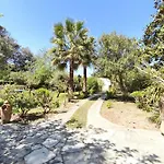 Casa de Férias Ecological House With Solar Electricity