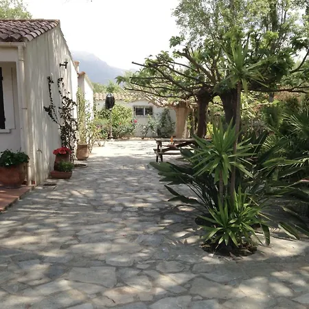 Vakantiehuis Ecological House With Solar Electricity Ajaccio (Corsica)