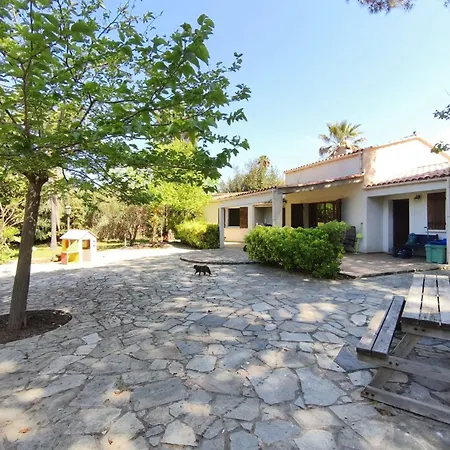 Nyaraló Ecological House With Solar Electricity