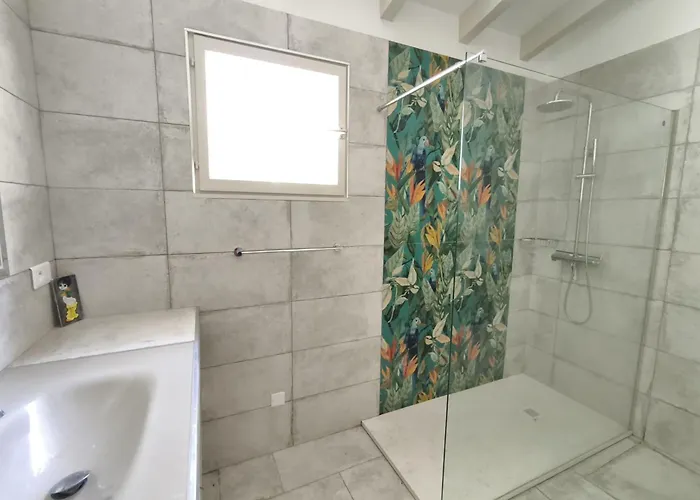 Nyaraló Ecological House With Solar Electricity *